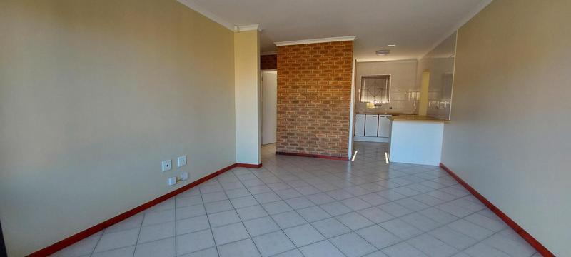 To Let 2 Bedroom Property for Rent in Vredekloof East Western Cape